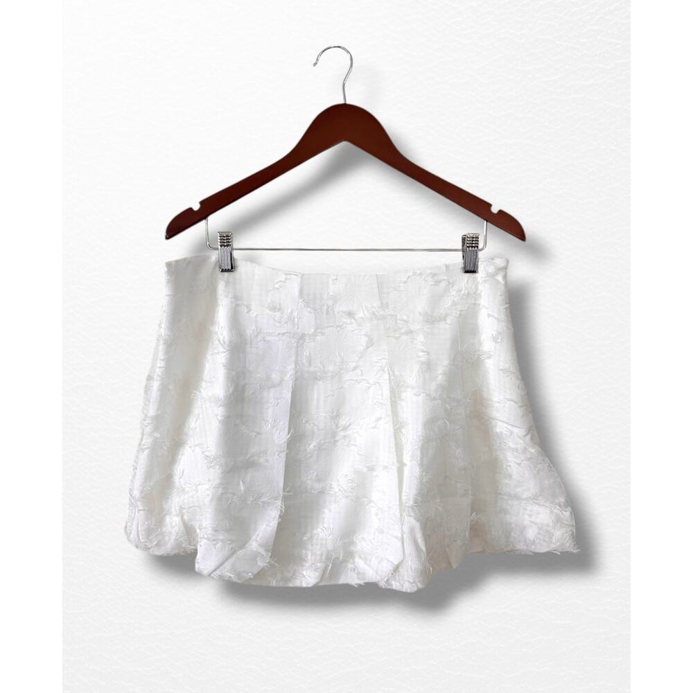 NWT Lulu’s Cilla Textured Bubble Hem Skort, Size XL - Picture 3 of 12